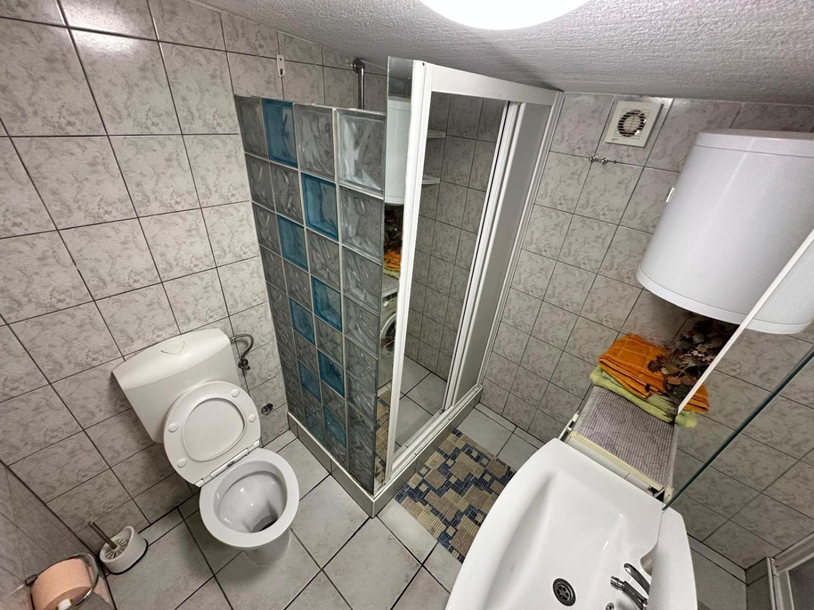 Vila Mazi クルク エクステリア 写真